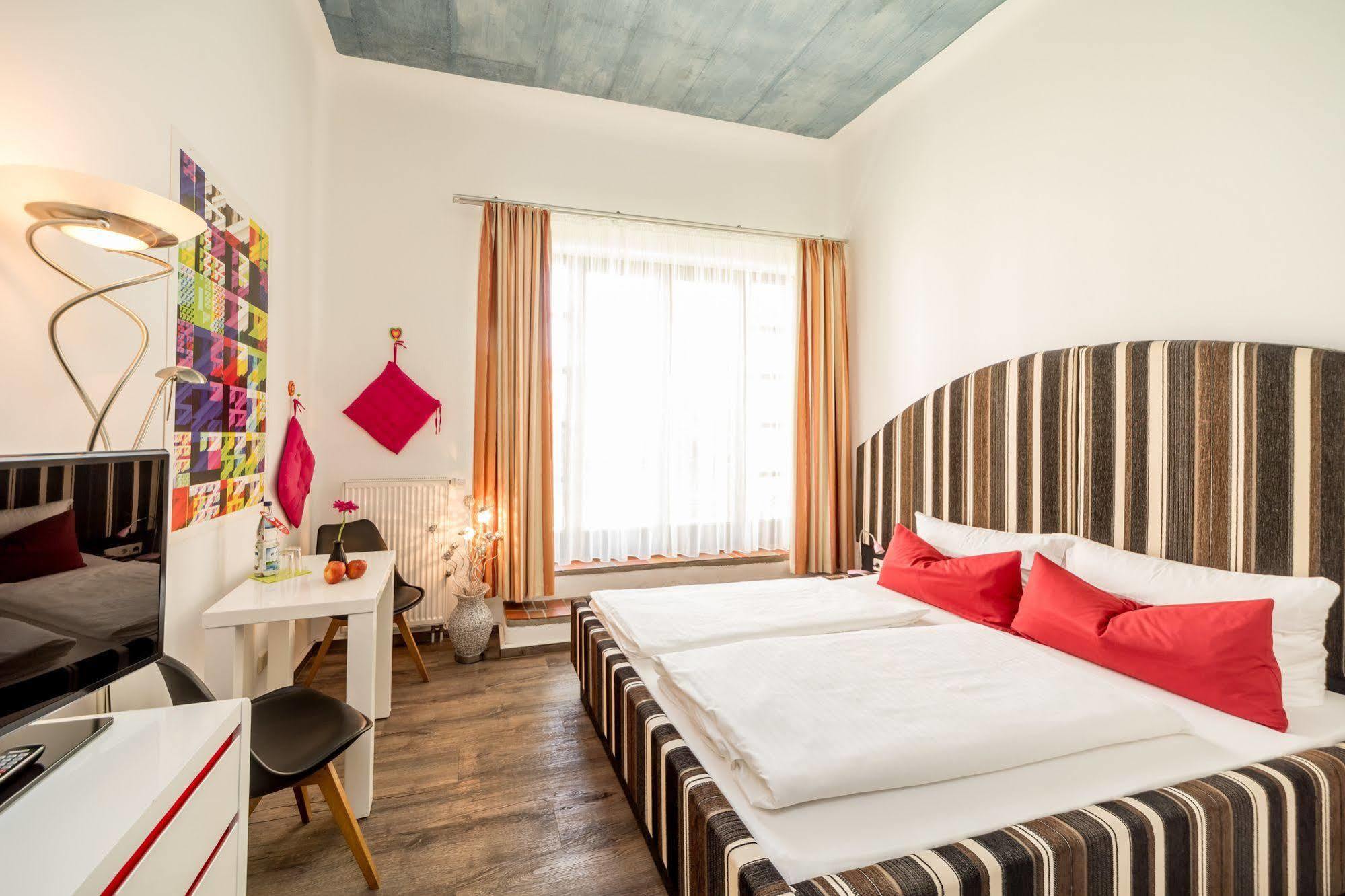 apartHOTEL Magdeburg Bagian luar foto