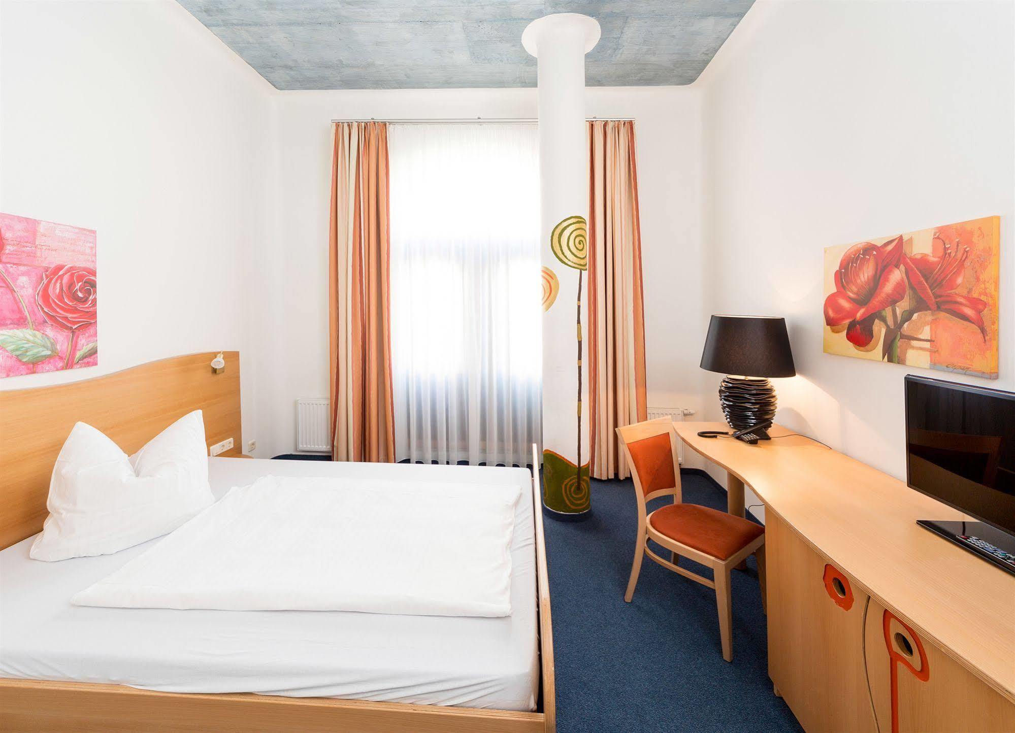 apartHOTEL Magdeburg Bagian luar foto